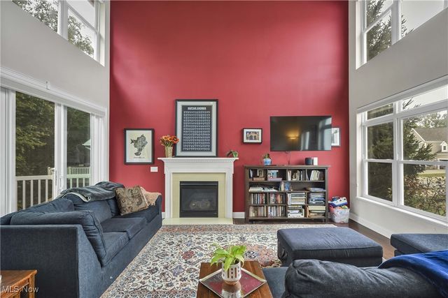 2839 Gates Court, Broadview Heights, OH 44147