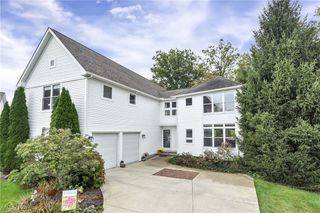 2839 Gates Court, Broadview Heights, OH 44147