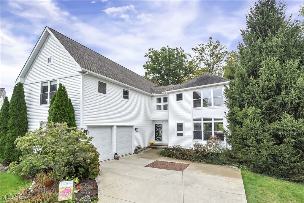 2839 Gates Court, Broadview Heights, OH 44147