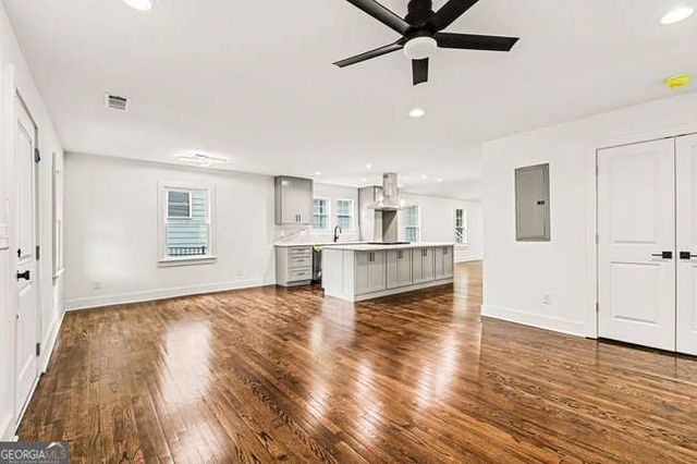 987 Lawton Street SW, Atlanta, GA 30310