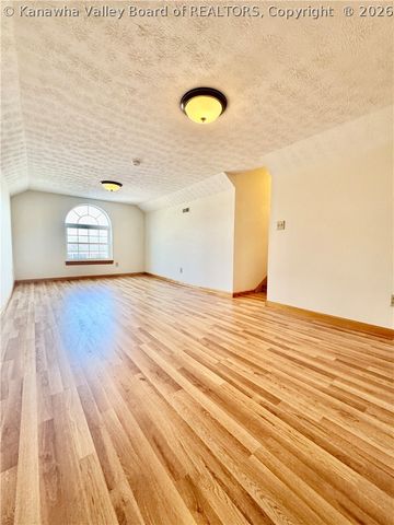 401 Hudson Street, St Albans, WV 25177