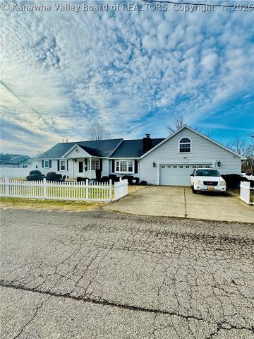 401 Hudson Street, St Albans, WV 25177