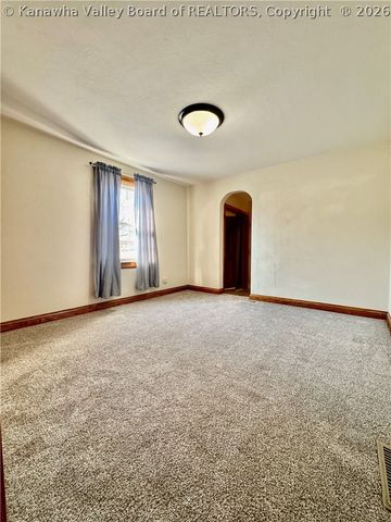 401 Hudson Street, St Albans, WV 25177