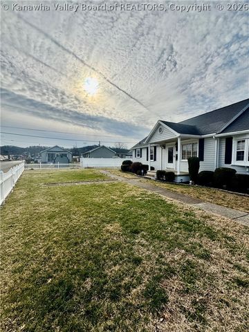 401 Hudson Street, St Albans, WV 25177