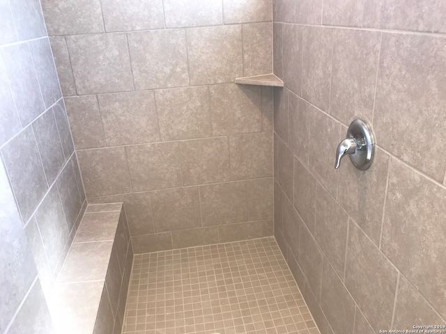 1810 Strawberry Fld, New Braunfels, TX 78130