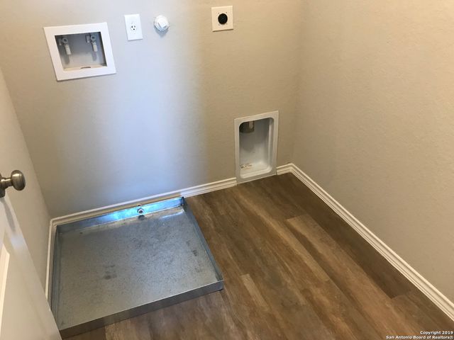 1810 Strawberry Fld, New Braunfels, TX 78130