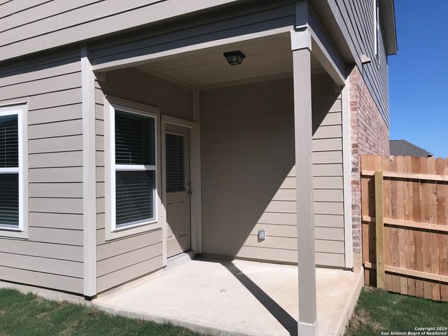 1810 Strawberry Fld, New Braunfels, TX 78130