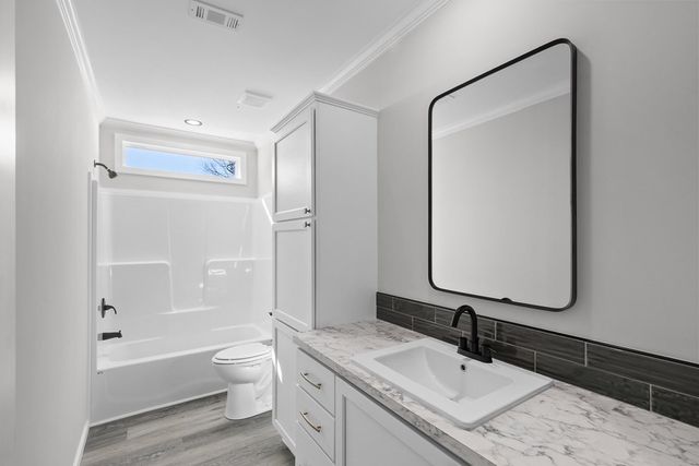 5704 S County Road 49, Slocomb, AL 36375