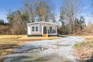 5704 S County Road 49, Slocomb, AL 36375