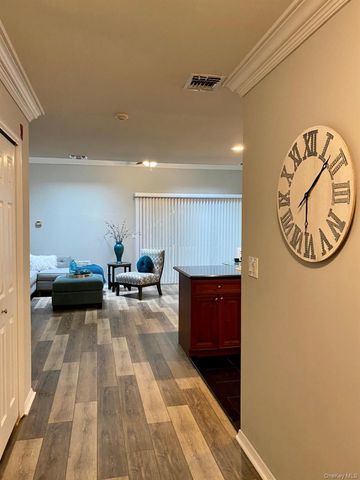 166 Horizon View Drive 166, Farmingville, NY 11738