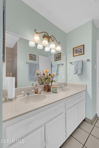 10716 HITCHCOCK Avenue, El Paso, TX 79935