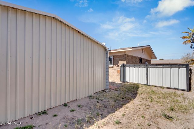 10716 HITCHCOCK Avenue, El Paso, TX 79935