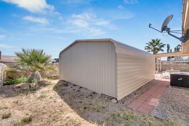 10716 HITCHCOCK Avenue, El Paso, TX 79935