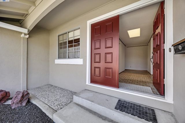 6244 Robin Court, Pleasanton, CA 94588