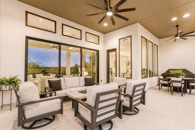 638 Bridge Water LOOP, Dripping Springs, TX 78620