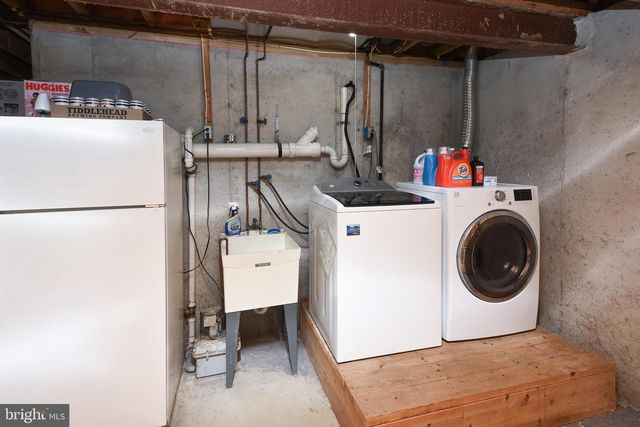 2053 CHRISTINA, Langhorne, PA 19053