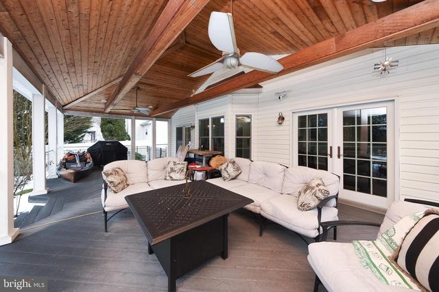 2053 CHRISTINA, Langhorne, PA 19053