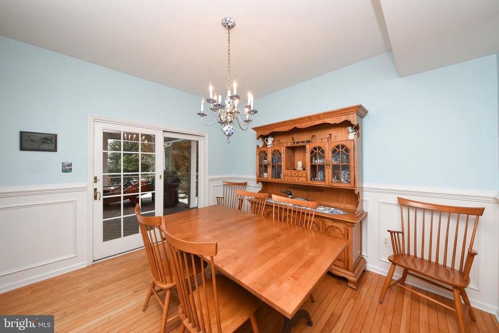 Image 12 of property listing at 2053 CHRISTINA, Langhorne, PA 19053