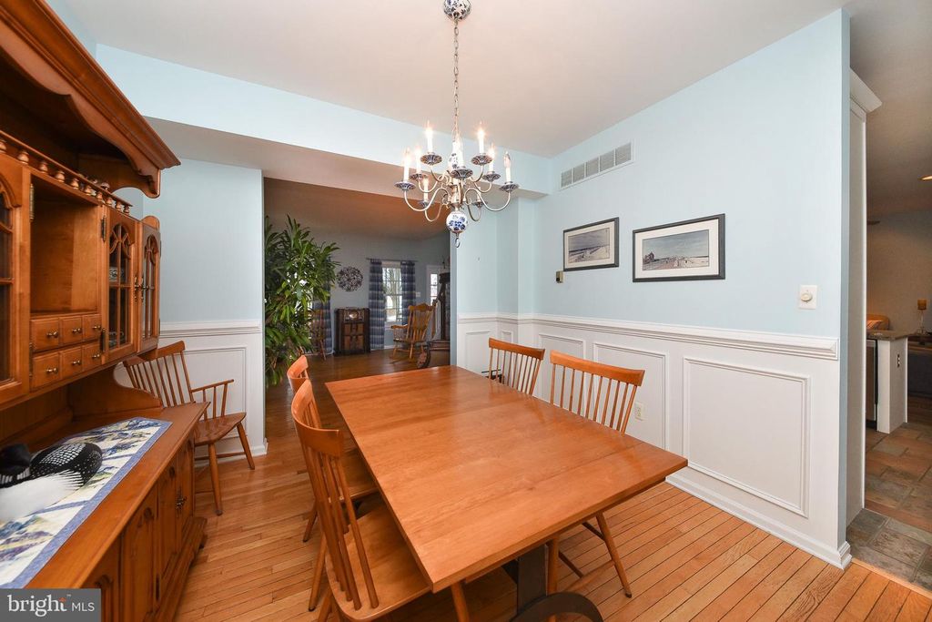 Image 15 of property listing at 2053 CHRISTINA, Langhorne, PA 19053