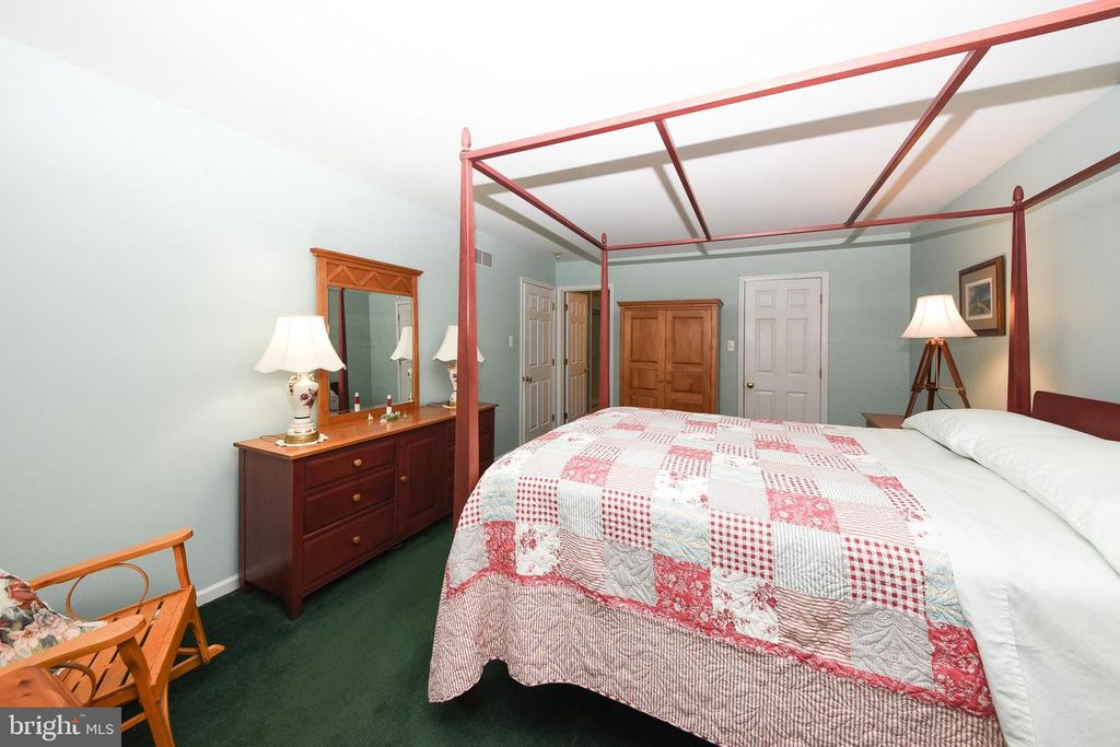 Image 25 of property listing at 2053 CHRISTINA, Langhorne, PA 19053