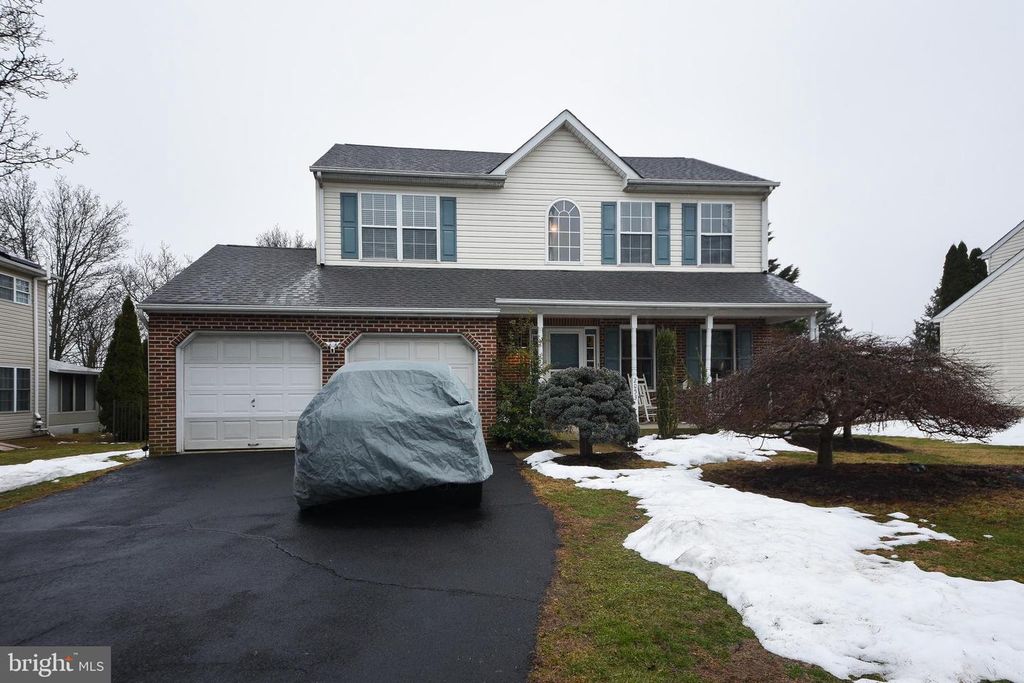 Image 4 of property listing at 2053 CHRISTINA, Langhorne, PA 19053