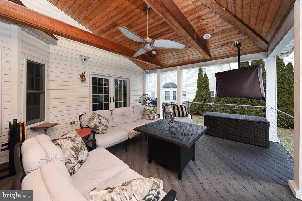 Image 45 of property listing at 2053 CHRISTINA, Langhorne, PA 19053