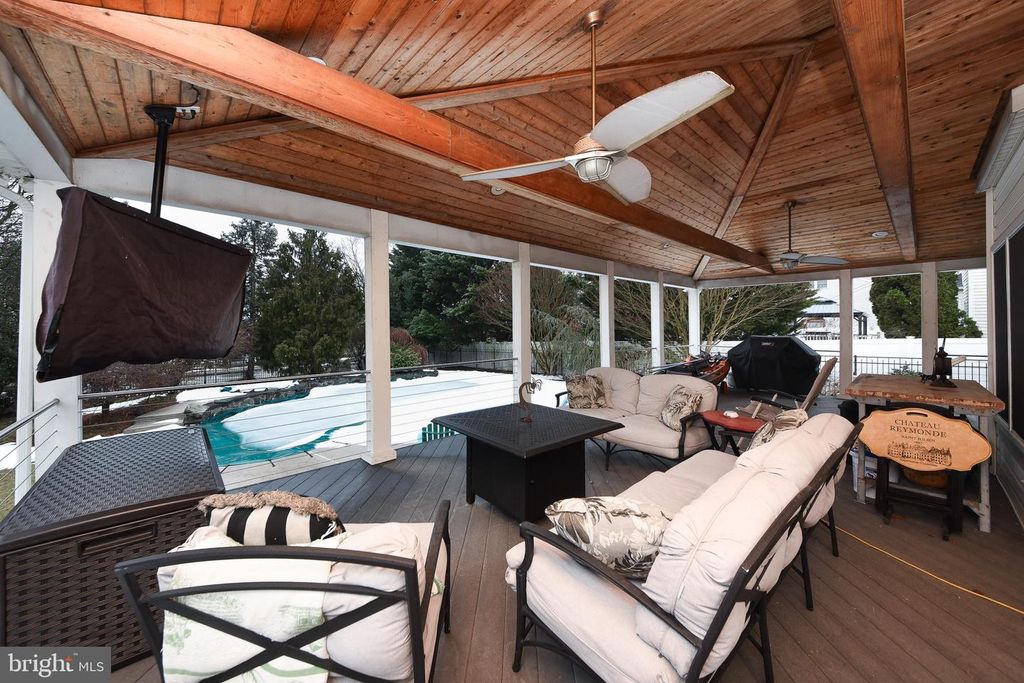 Image 46 of property listing at 2053 CHRISTINA, Langhorne, PA 19053