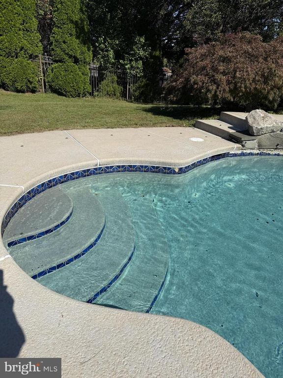 Image 56 of property listing at 2053 CHRISTINA, Langhorne, PA 19053