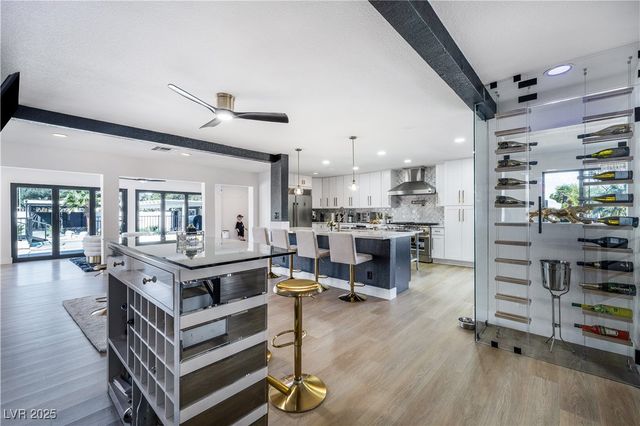 3911 Kamden Way, Las Vegas, NV 89119