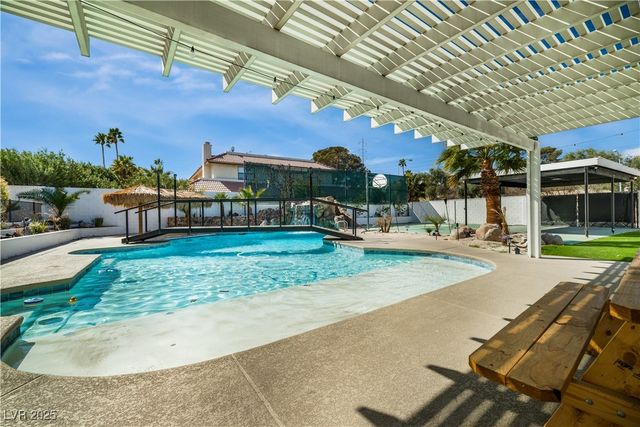 3911 Kamden Way, Las Vegas, NV 89119