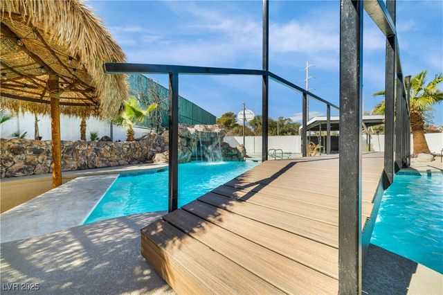 3911 Kamden Way, Las Vegas, NV 89119