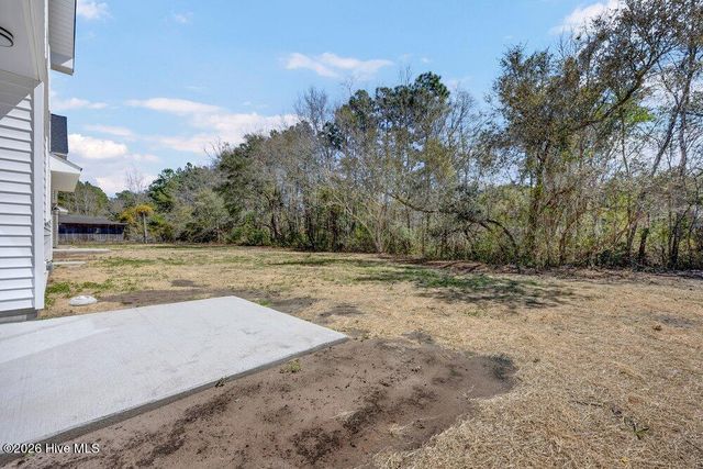 288 Charlestown Road, Southport, NC 28461