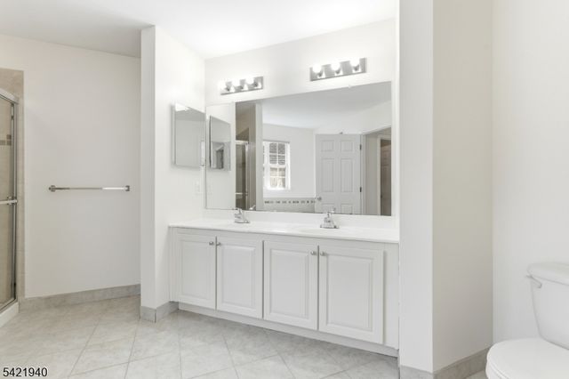 1306 Fir Ct, Franklin Twp., NJ 08873