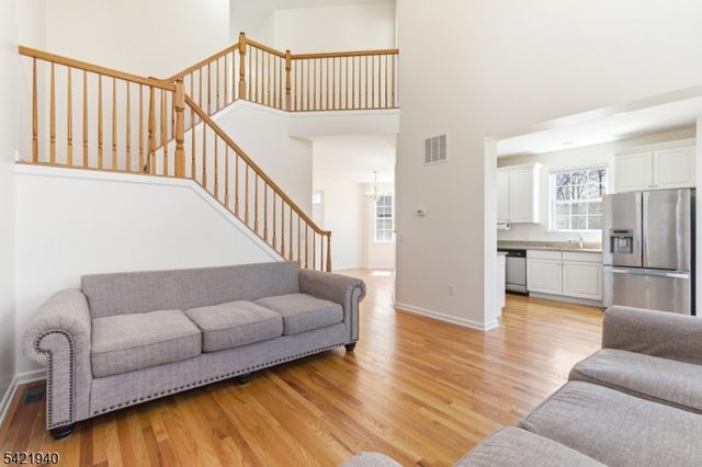 1306 Fir Ct, Franklin Twp., NJ 08873