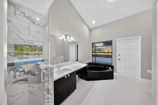 4802 Sunset Boulevard, Fort Pierce, FL 34982