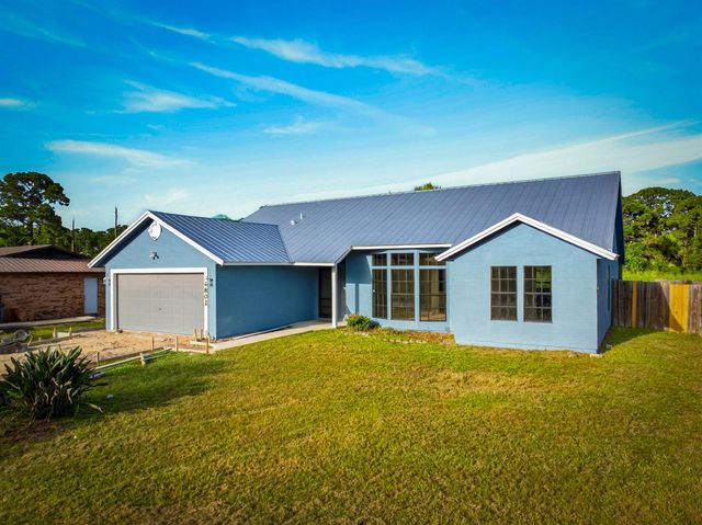 4802 Sunset Boulevard, Fort Pierce, FL 34982