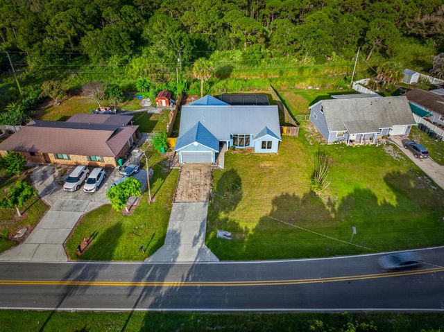 4802 Sunset Boulevard, Fort Pierce, FL 34982