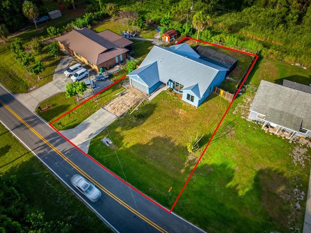 4802 Sunset Boulevard, Fort Pierce, FL 34982