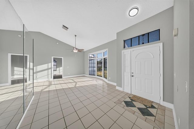 4802 Sunset Boulevard, Fort Pierce, FL 34982