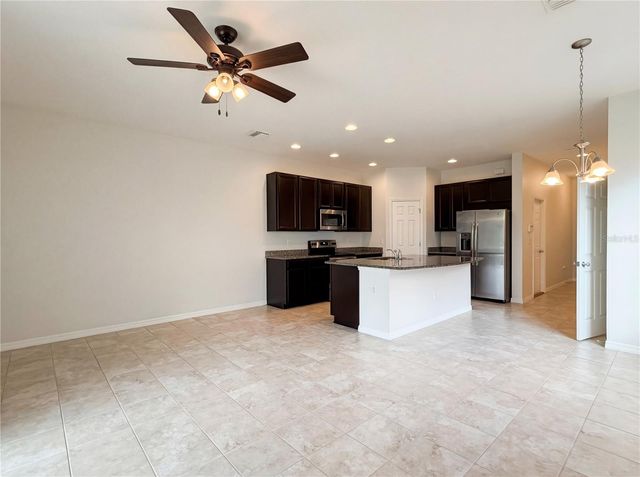 7070 WOODCHASE GLEN DRIVE, Riverview, FL 33578