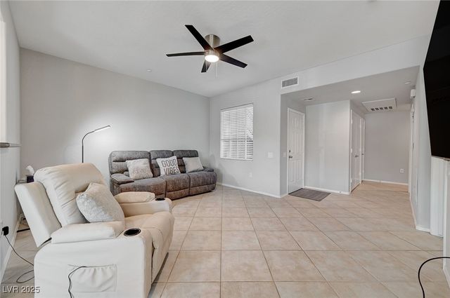 6745 Caporetto Lane 102, North Las Vegas, NV 89084