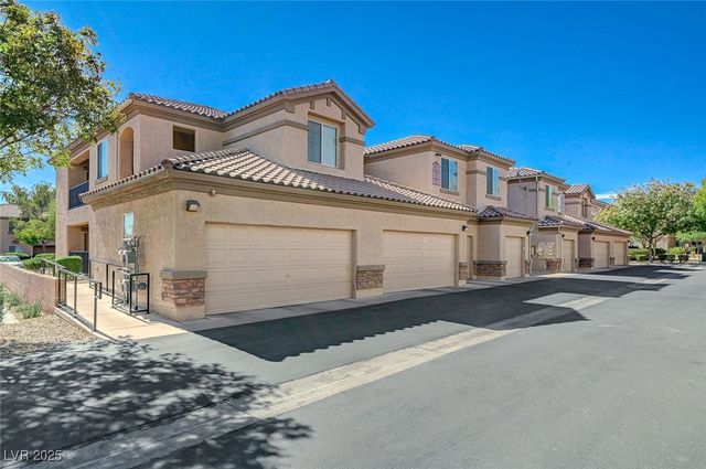 6745 Caporetto Lane 102, North Las Vegas, NV 89084