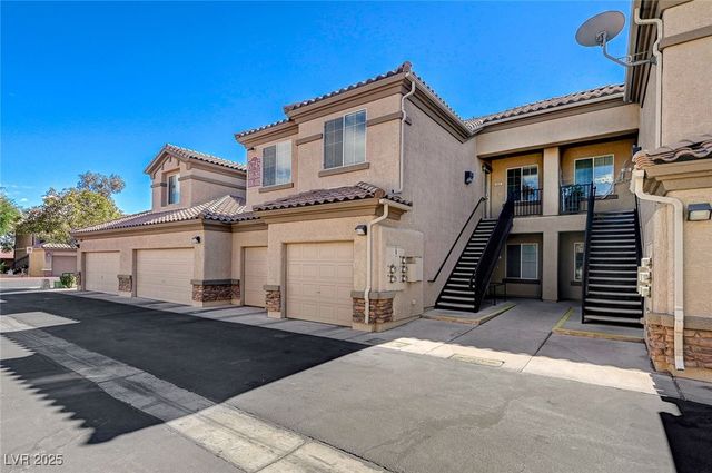 6745 Caporetto Lane 102, North Las Vegas, NV 89084