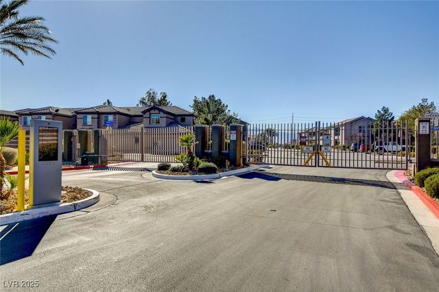 6745 Caporetto Lane 102, North Las Vegas, NV 89084