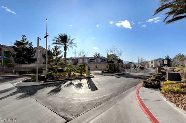 6745 Caporetto Lane 102, North Las Vegas, NV 89084