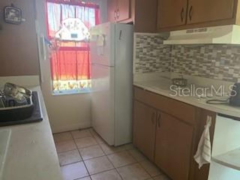 Image 3 of property listing at Address unavailable.