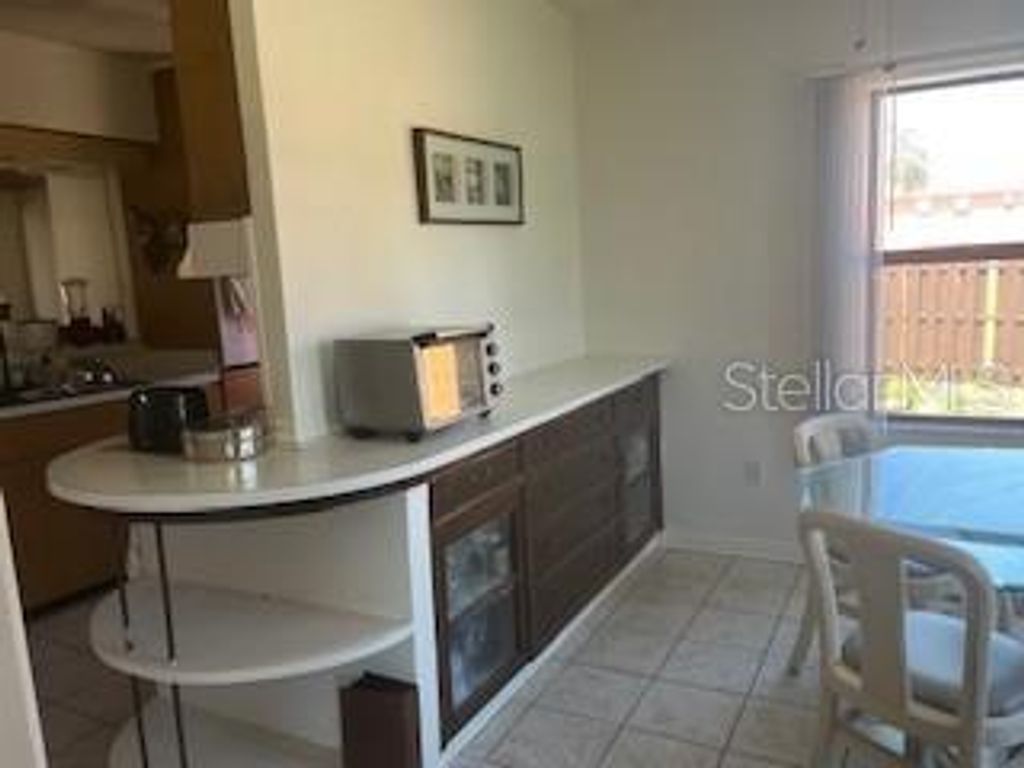 Image 7 of property listing at Address unavailable.