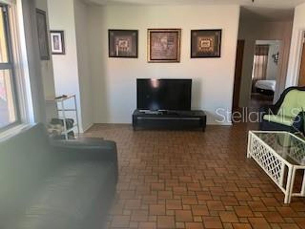 Image 8 of property listing at Address unavailable.