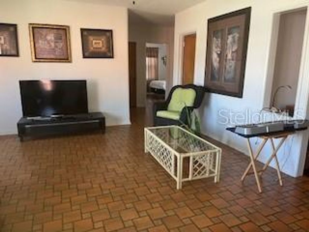 Image 9 of property listing at Address unavailable.