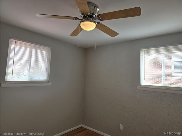 29600 Pickford Street, Livonia, MI 48152